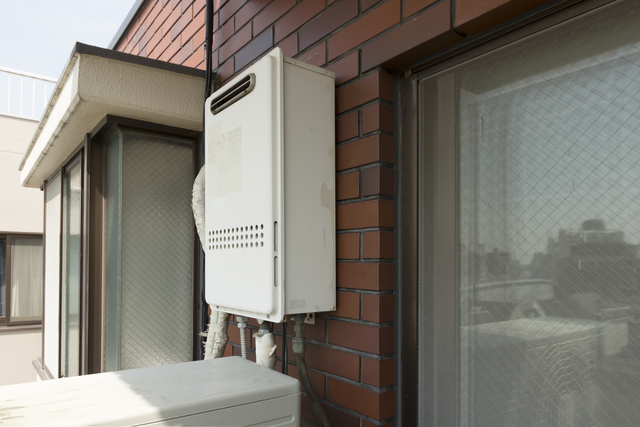 給湯器の交換にかかる費用は 修理目安やdiyでも取り付け可能なのか詳しく解説 給湯器の交換にかかる費用は 修理目安やdiyでも取り付け可能なのか詳しく解説